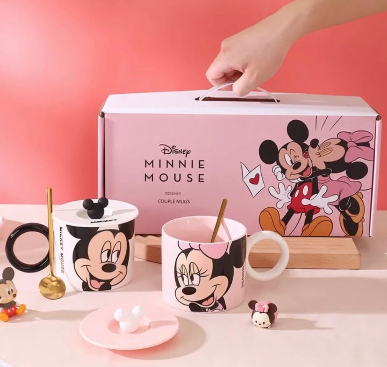 Mickey and minnie set