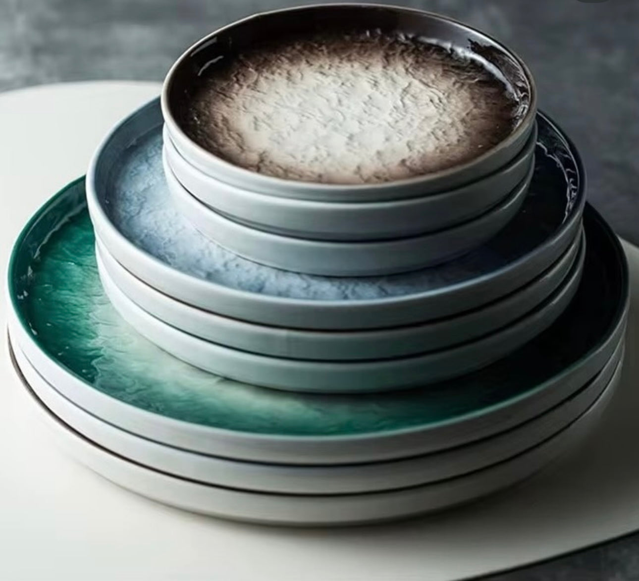 Stone pattern serving plate